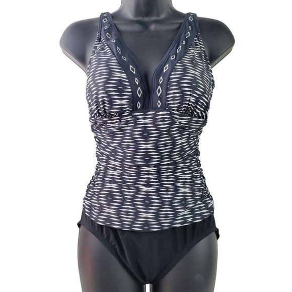 Maidenform Other - Maidenform Beach Deep V Neck Slimming Side Rouching w/ Geometric Print, Sz 10